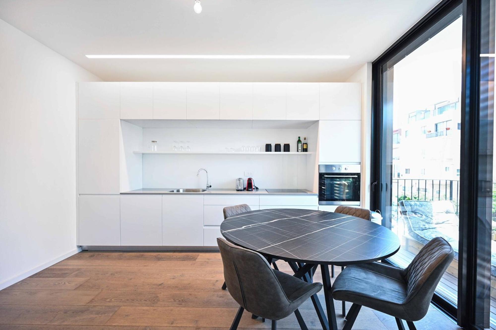 Peace & Vibes 2br By Holyguest Tel-Aviv